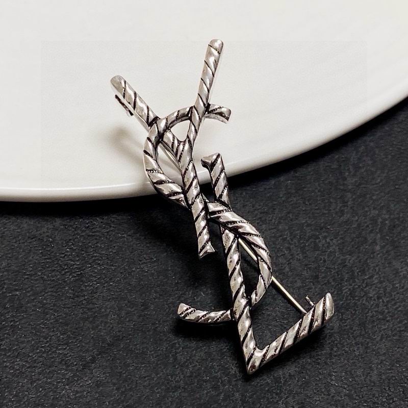 YSL Brooch 12yxx24